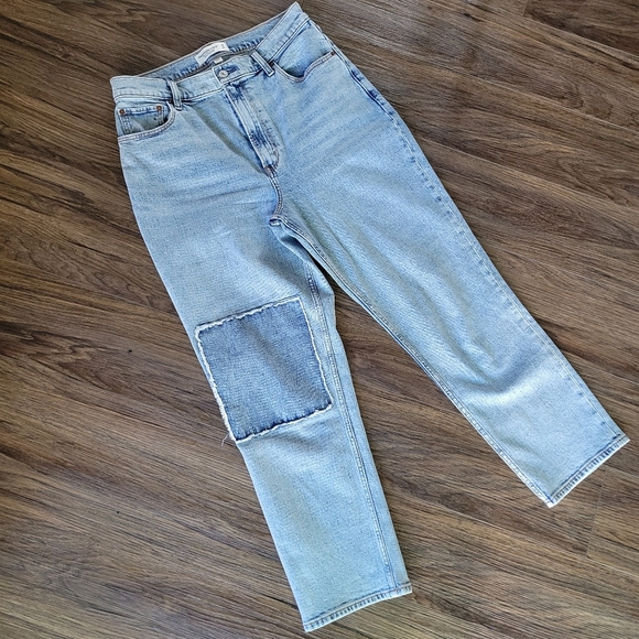 Abercrombie & Fitch Ankle Straight Ultra High Rise Jeans Size 30 Curve Love - Picture 2 of 11